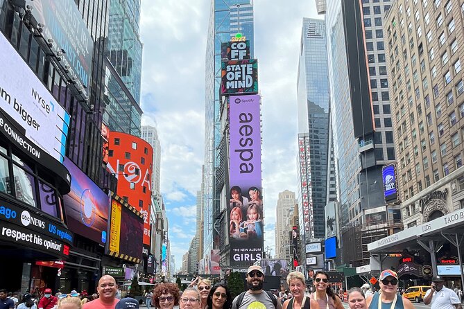 1 Hour Morning Walking Tour in Times Square NYC