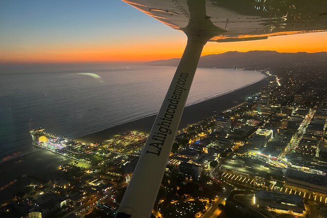 1 Hour Private Breathtaking Airplane Tour in Los Angeles