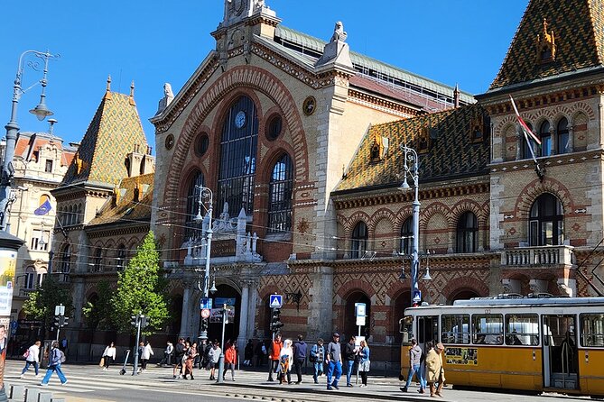 1 Hour Sightseeing Cruise in Budapest - Overview of the Cruise