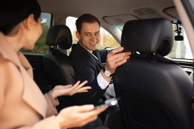 1 to 8 People Private Transfer From Dublin Airport to City Centre
