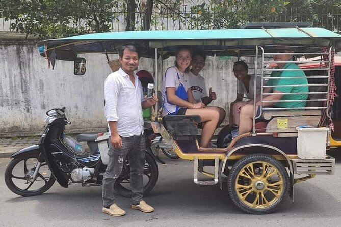 10 Stop Phnom Penh Tour by Tuk-Tuk, Includes S21 & Killing Fields