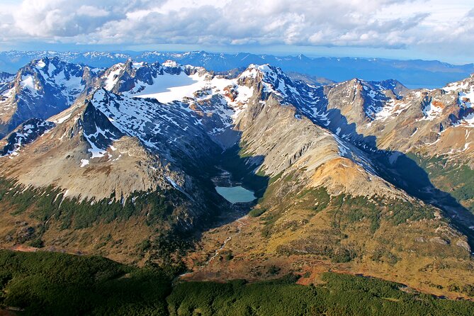 15 Flight Ushuaia and Emerald Lagoon Helicopter Overflight