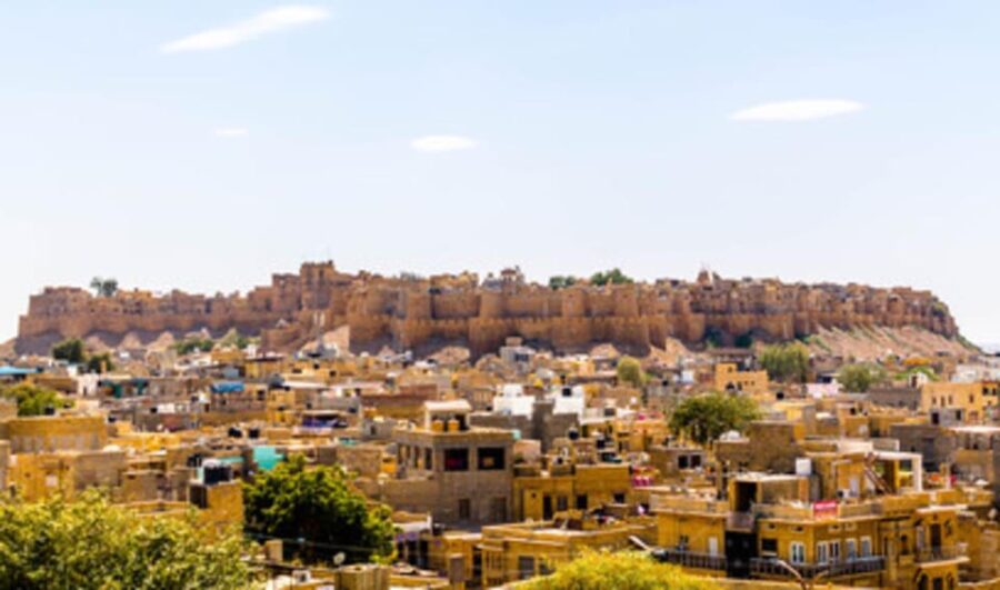 18 HOURS IN THE GOLDEN DESERT