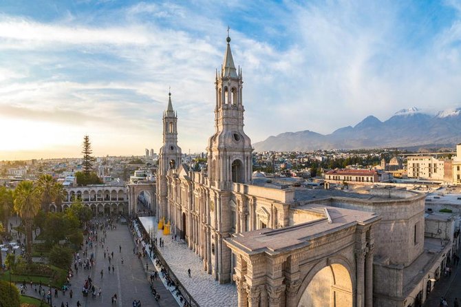 2-Day Group Tour to Colca Canyon From Arequipa