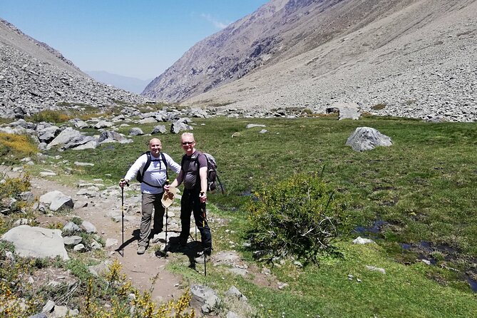 2-Day Private Hiking Tour to La Paloma Glacier - Itinerary Details
