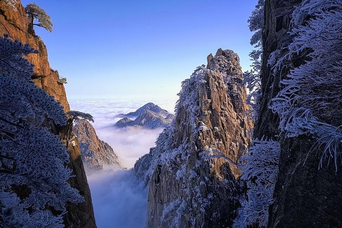 2-Day Private Trip to Huangshan and Hongcun From Shanghai With Accommodation