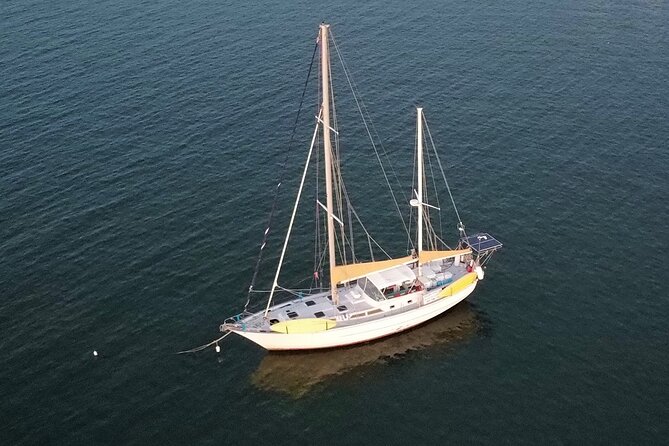 2 Hour Sailing and Snorkeling Tour on 60′ Sailboat From Cruz Bay, St. John