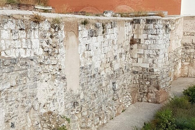 2-Hour Walking Tour on the History of Islamic Medieval Madrid: the Origins - Tracing the Arrival of Islam