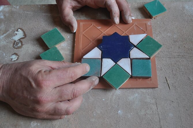 2 Hours Craft Workshop the Alhambra With Your Hands