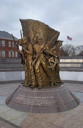 2H Private Guided Tour at the African American Civil War Museum and Memorial - Tour Overview