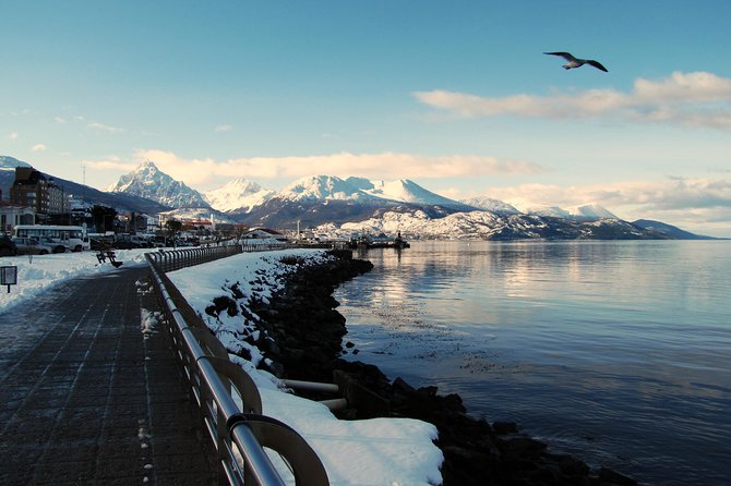 3-Day Adventure Tour of Ushuaia: Hiking, Canoeing and Sailing at the End of the World