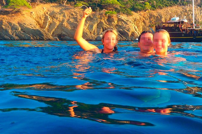 3 Hours Kassandra Sunset Sailing Yacht Tour - Meeting and Transportation