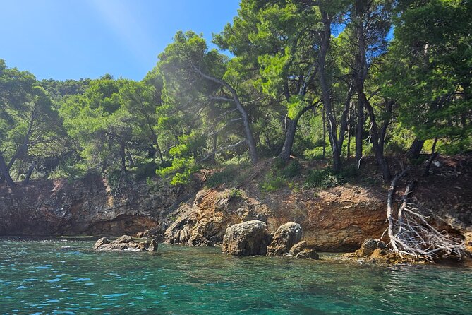 3 Islands Boat and Snorkeling Tour With Fruits and Prosecco