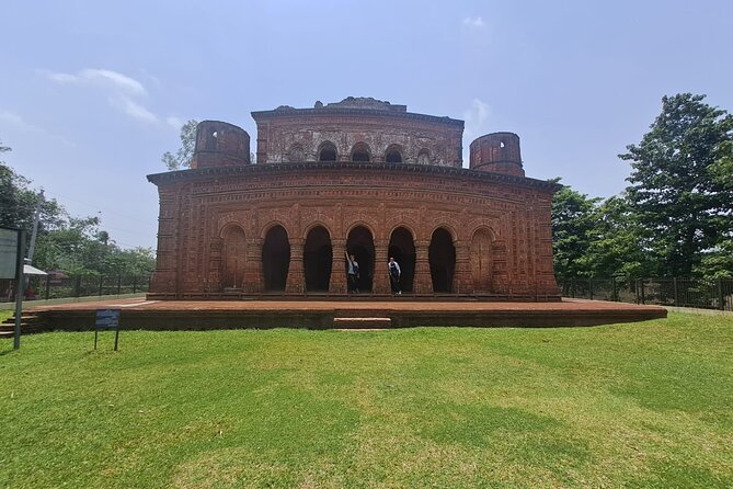 4-Days Bangladesh World Heritage Private Tour: North Bengal - Day 1: Dhaka to North Bengal