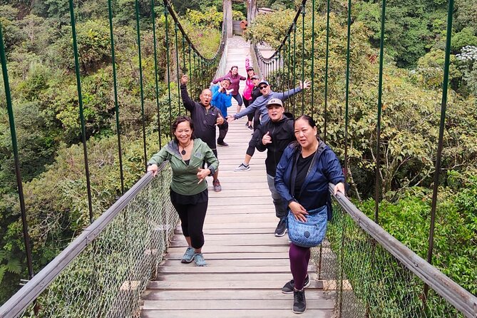4 Days Cotopaxi, Quilotoa, Baños and Amazon With Hotel and Activities Included