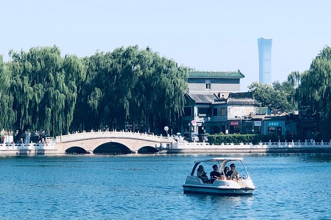 4-Hour Private Tour: Jingshan Park, Hutong & Din Tai Fung Dim Sum