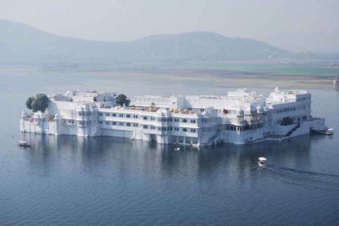 4 Night 5 Days Udaipur And Jodhpur Tour - Discovering Udaipurs Serene Lakes