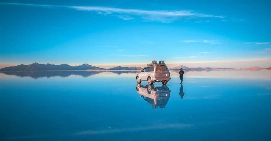5-Day Tour of Uyuni and Red Lagoon With Bus Ride