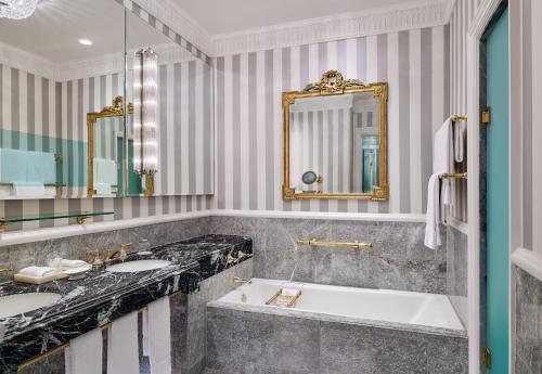 5th & 55th Residence Club - Hotel Overview