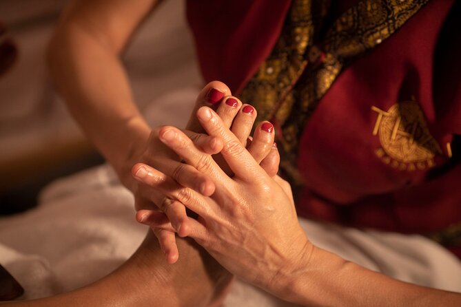 60 Min Foot and Leg MASSAGE at THAI SPA MASSAGE BARCELONA