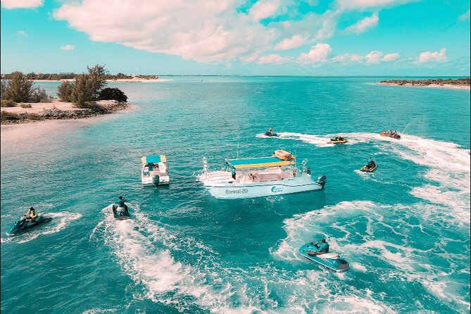 8HR Fullday Private Boat in Gracebay