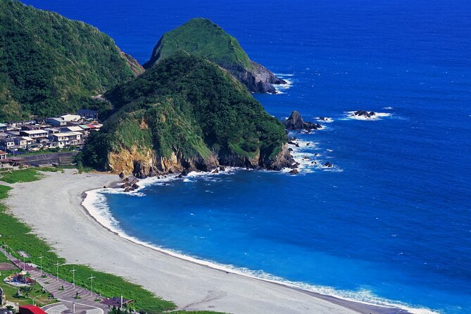 9 Hour Northeast Coast Bay View Tour in Yilan