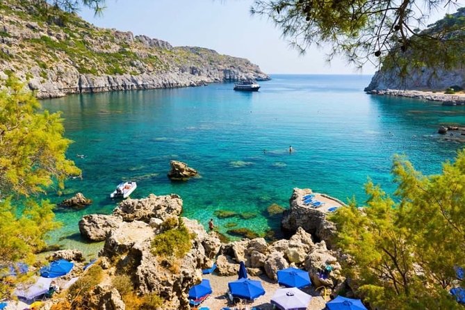 90 Min Sunset Cruise to Anthony Quinn Bay With Unlimited Drinks!