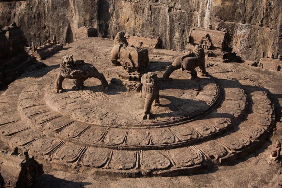A Day Tour of Ajanta & Ellora From Aurangabad With Guide.