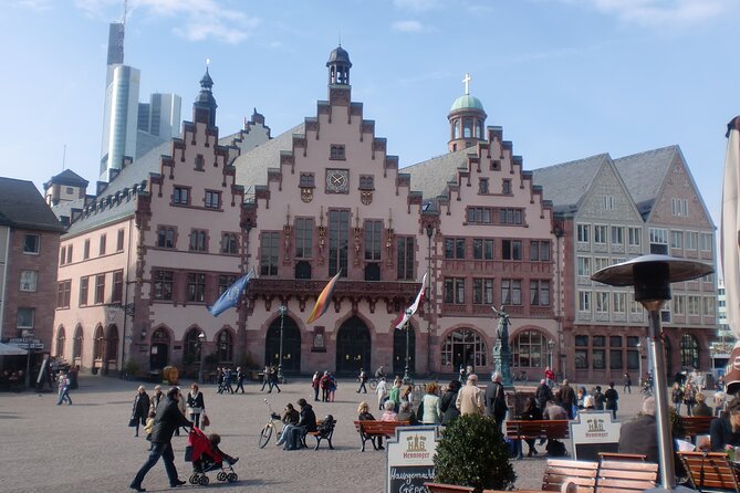 A Frankfurt Meander: A Self-Guided Audio Tour in Germanys Cradle of Democracy