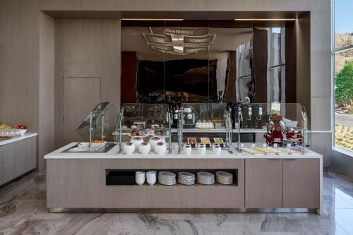 AC Hotel by Marriott San Francisco Airport/Oyster Point Waterfront - Hotel Overview