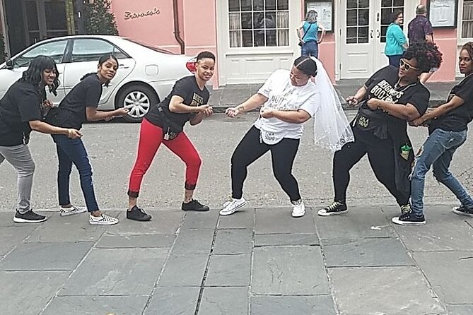 Adventurous Scavenger Hunt in Columbia by Wacky Walks