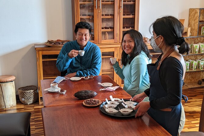Afternoon Coffee in Quito – Foodie Tour With Empanada Cooking Class