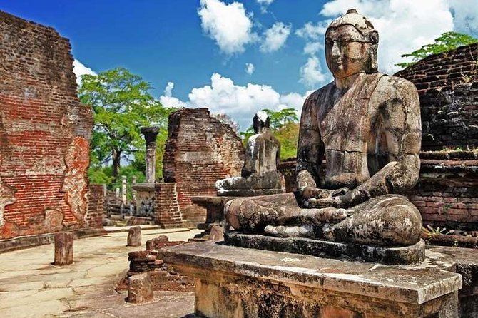 Airport Taxi Transfers From Colombo Airport to Polonnaruwa