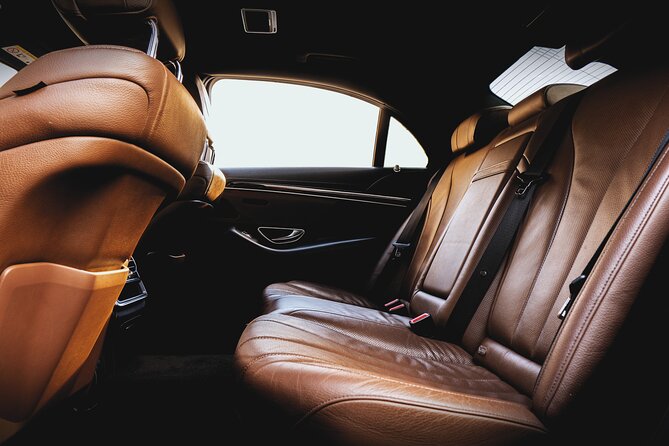 Airport to Cracow Transfer by Luxurious VIP Limo