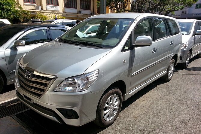 Airport Transfer (From Hotel in Hoi An to Da Nang Airport) 7 Seat Car
