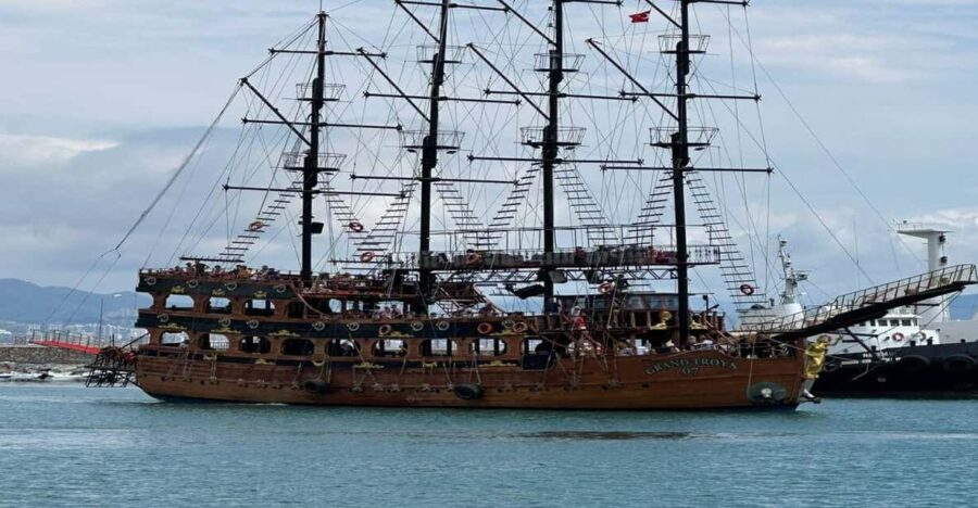 Alanya Pirate Boat Party Foam Party&OptionalAlcoholic Drinks