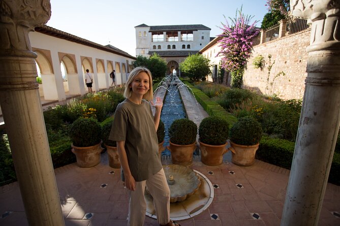 Alhambra Day or Night Private Tour