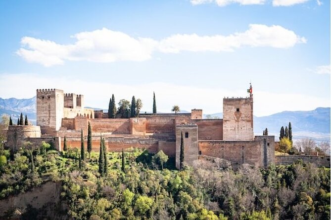 Alhambra: Tour With Generalife and Alcazaba. Admission Not Included
