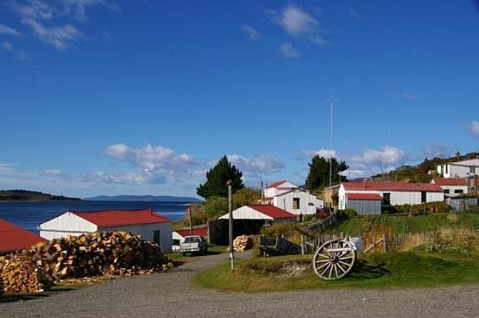 Ancestral Paths With Snack and Lunch From Ushuaia - Location and Group Size