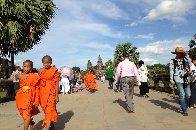 Angkor Wat Sunrise Full Day Tour