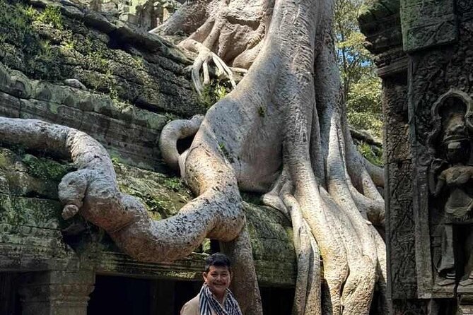 Angkor Wat Sunrise Tours to Bayon and Ta Prohm Temple