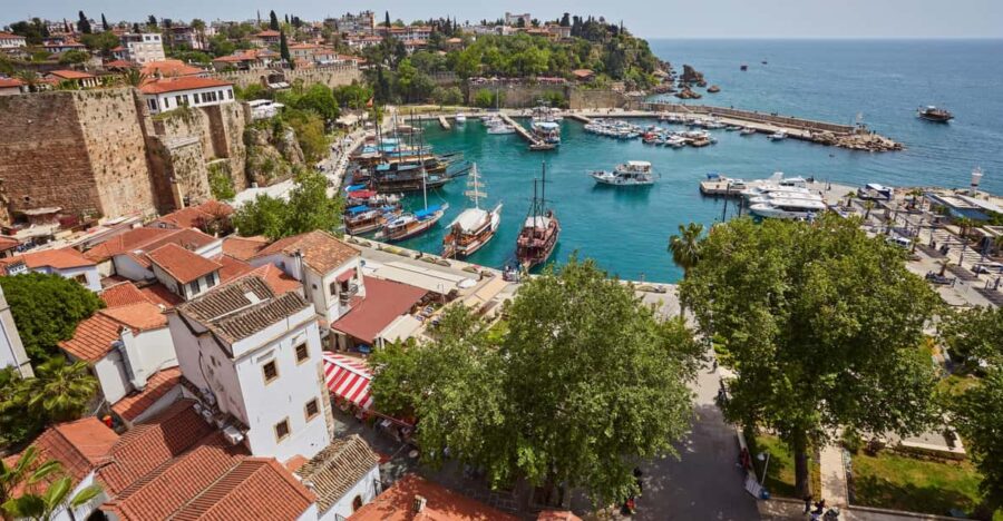 Antalya: Self-Guided Audio City Tour on Your Phone