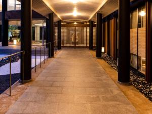 APA Hotel & Resort Kaga Katayamazu Onsen Kasuikyo - Overview and Location