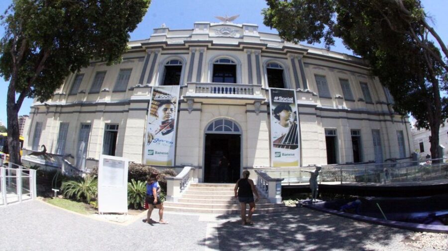 Aracaju: Guided Cultural City Tour With Pickup and Markets - Taking in Local Culture