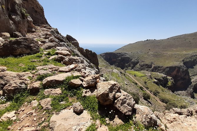 ARADENA GORGE Hike Adventure