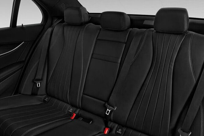 Arrival Private Transfer From Bilbao Airport BIO to Bilbao City by Business Car