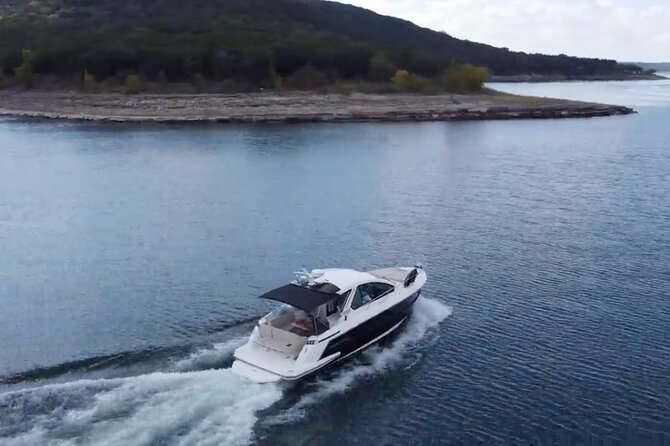 Austin Wellness Yacht Charter Experience on Lake Travis