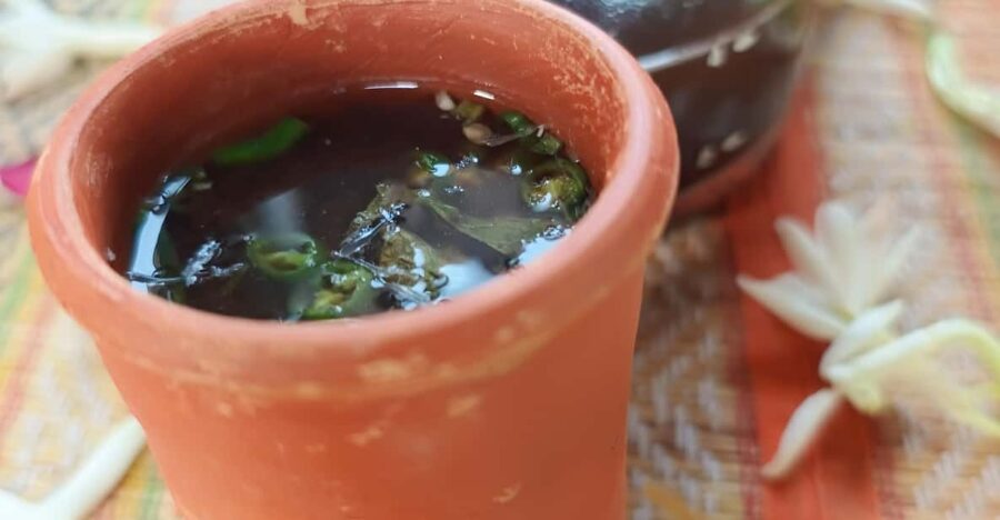 Authentic Bengali Lunch at a Heritage North Calcutta House!