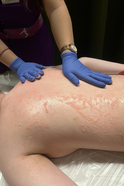 Bali: Full Body Massage And Balinese Body Scrub Home Service