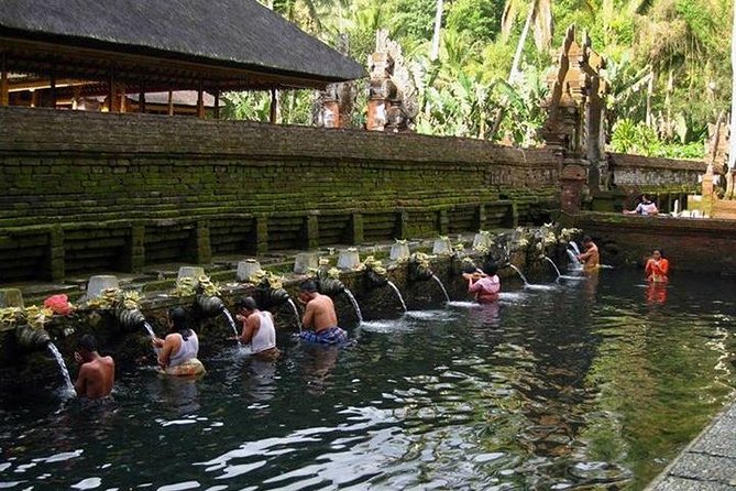 Bali Instagram Tour : Lempuyang Temple and Tirta Gangga